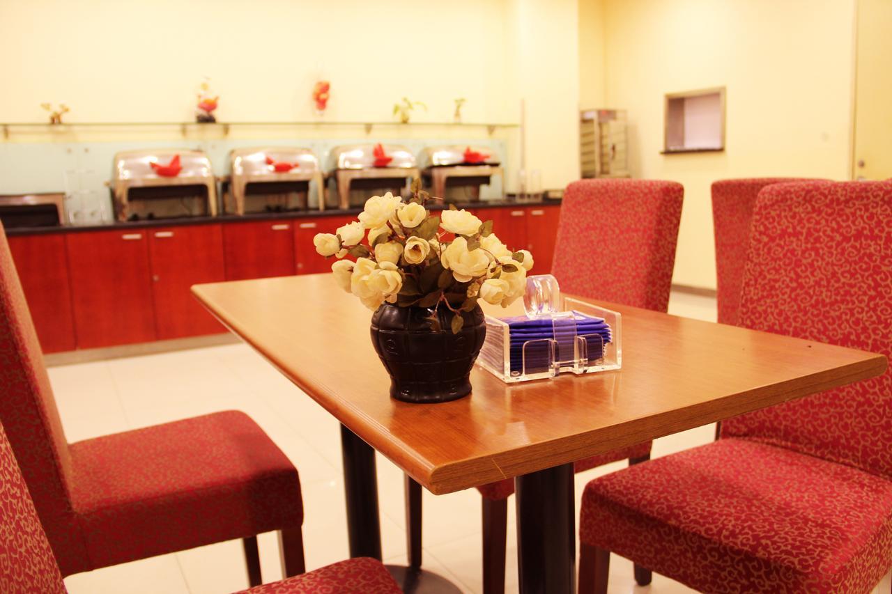 Hanting Express Shanghai Zhabei Park Branch Экстерьер фото