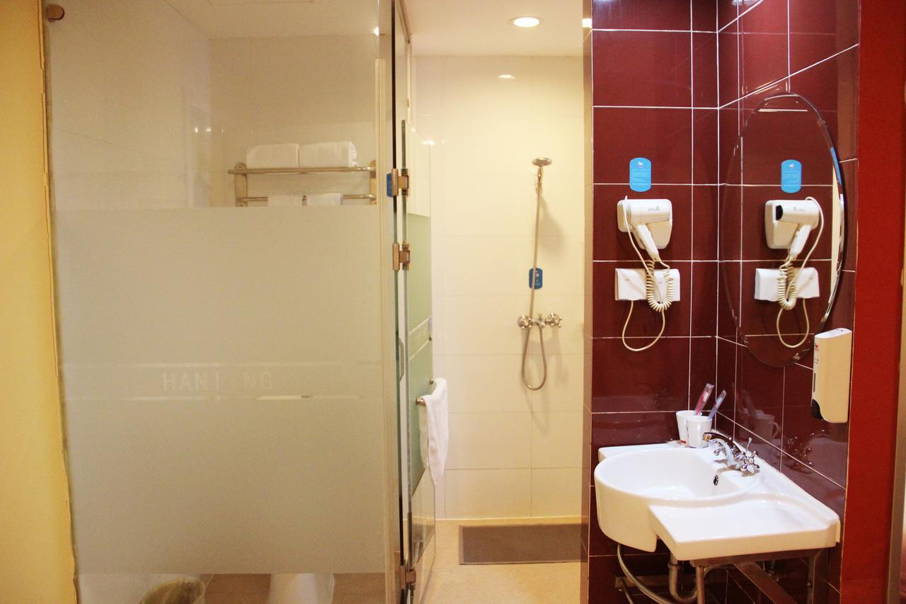 Hanting Express Shanghai Zhabei Park Branch Экстерьер фото